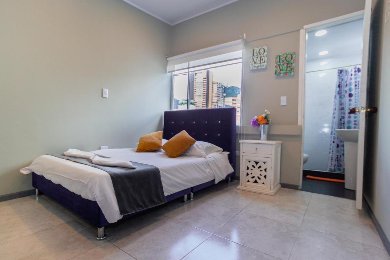 Apartasuites & Hotel Bogota Teusaquillo Bagian luar foto