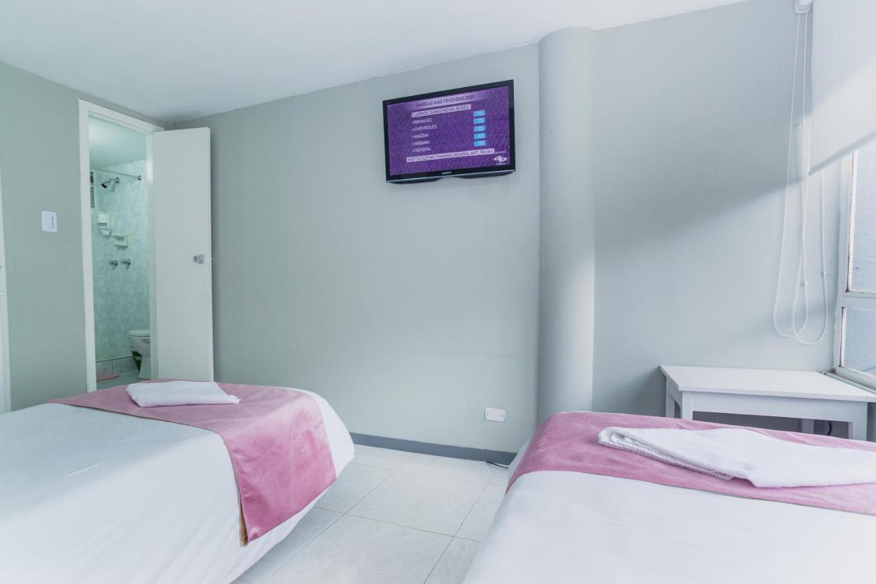 Apartasuites & Hotel Bogota Teusaquillo Bagian luar foto