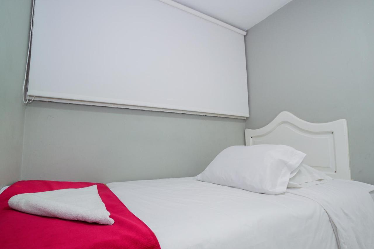 Apartasuites & Hotel Bogota Teusaquillo Bagian luar foto